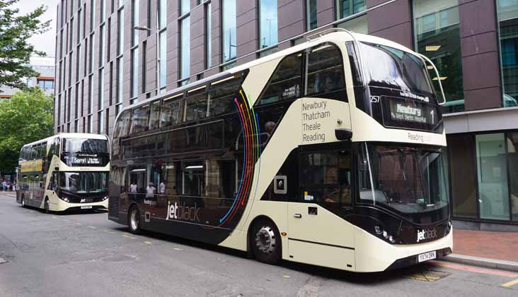 Reading Buses Alexander Dennis Enviro400CITY 257 256 Jetblack